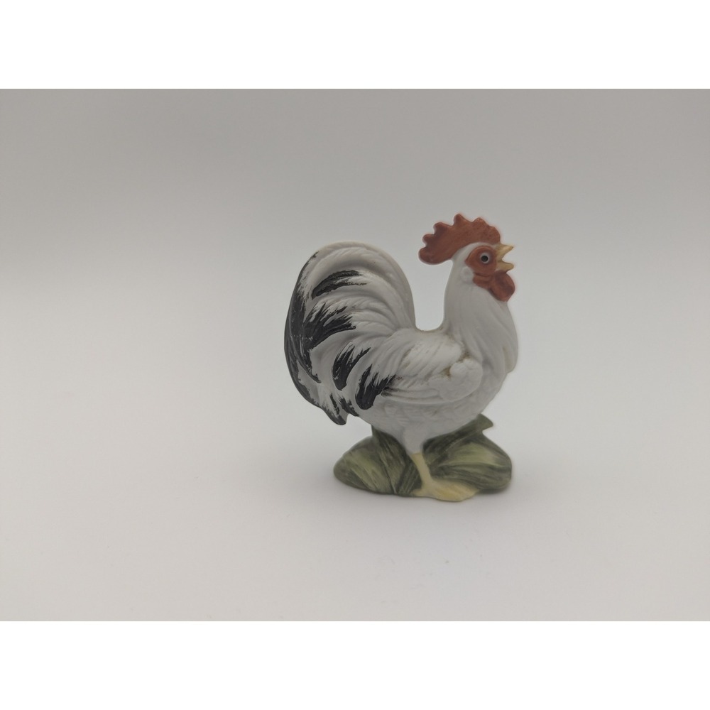 Vtg Lefton Ceramic Rooster Mini Figurine 2.25" White Black Red Farmhouse Decor